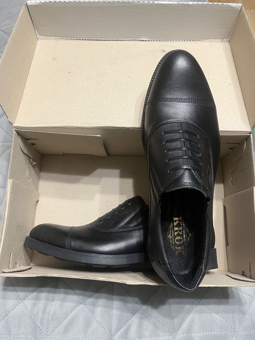 Туфлі хромові 42 розмір нові