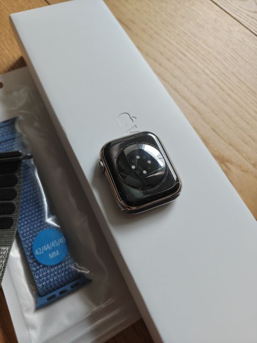 Apple Watch 7 45mm Silver Stainless Steel Case
