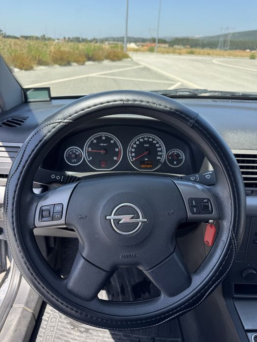 Opel Vectra Caravan 1.9 CDTI