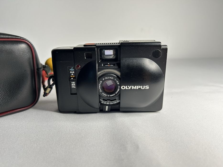 Фотоапарат Olympus XA