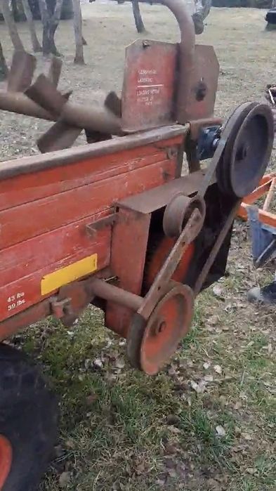 Продам гноєрозкидач 2.5т.