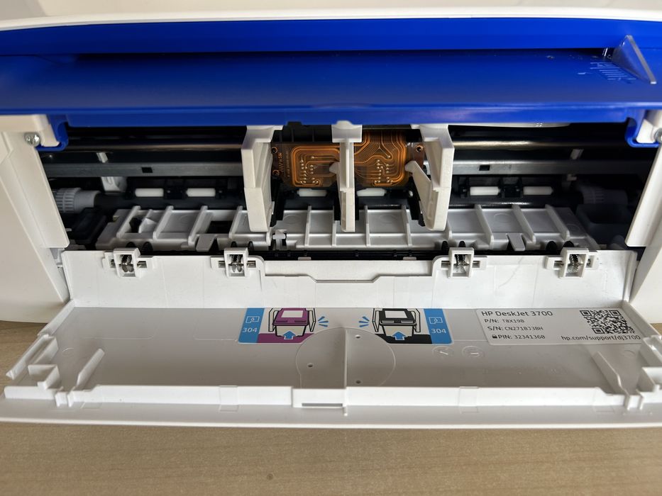Impressora HP DeskJet 3760 - sem tinteiros