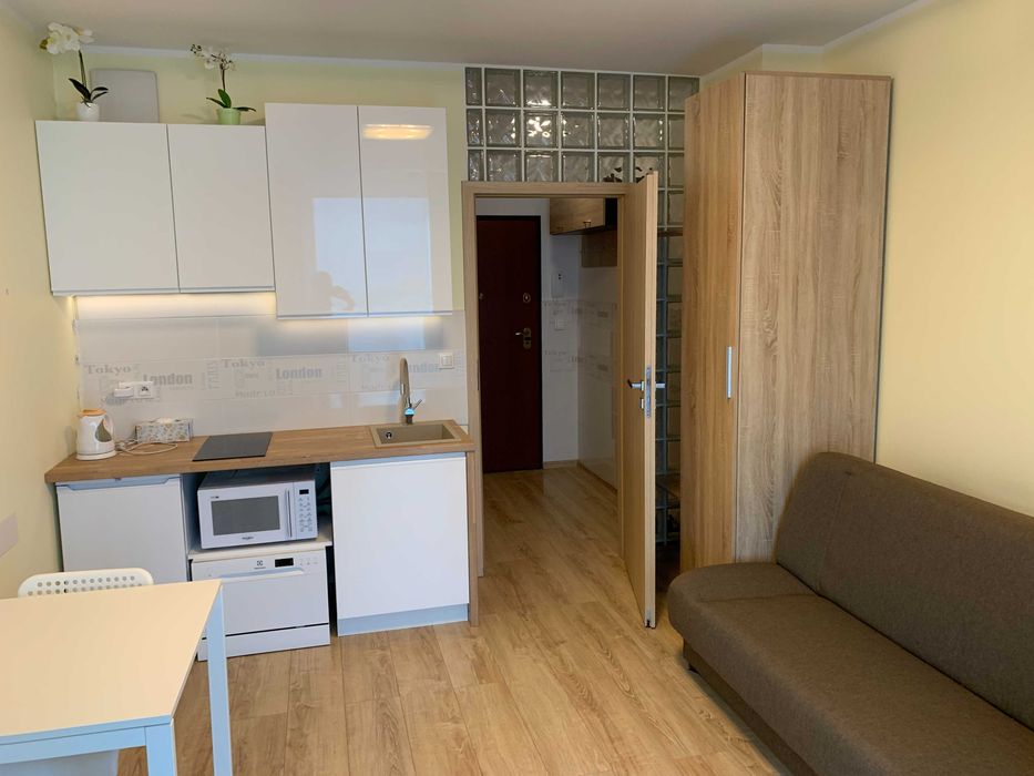 Kawalerka w apartamentowcu Triton Park (blisko Śródmieścia)