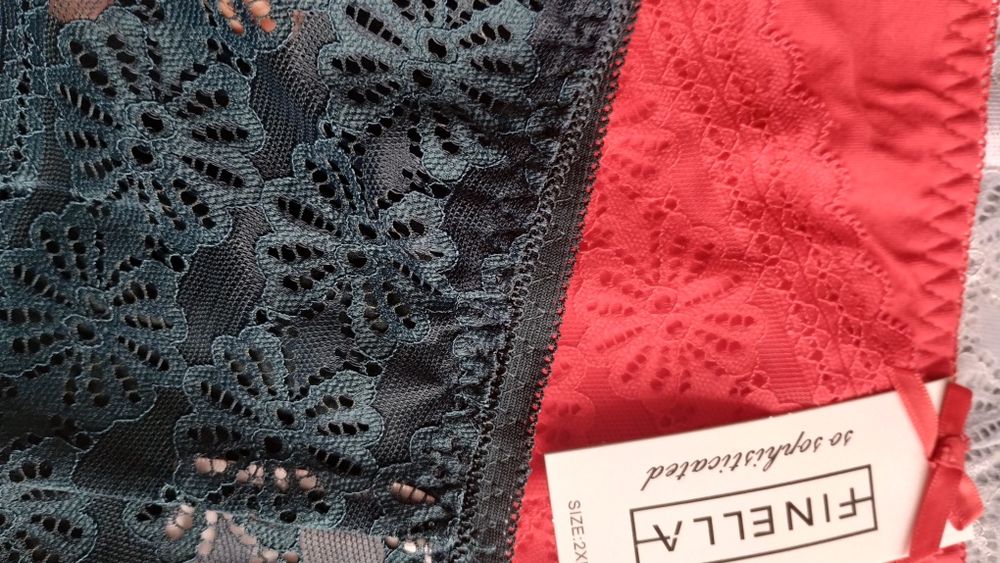 3×damskie stringi 2XL bawełna