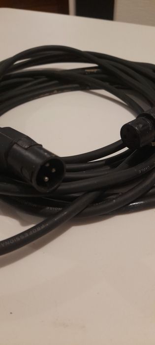 Lote de cabos áudio e sinal – XLR, VGA, Mini-DIN