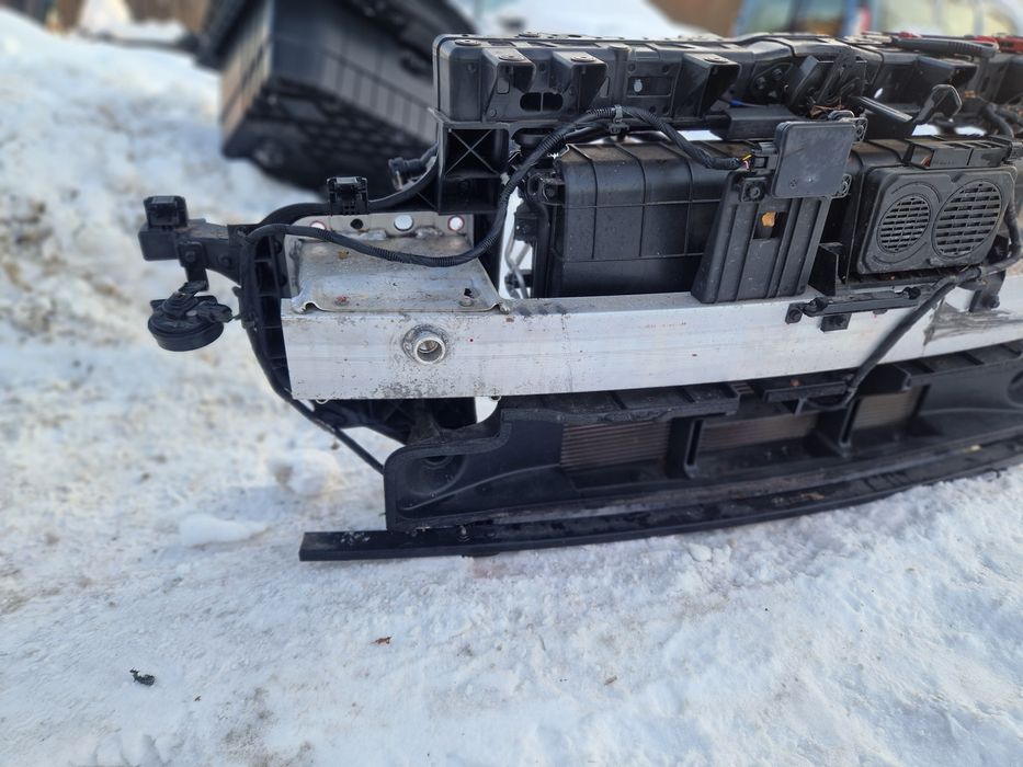 Hyundai ioniq 5, Касета, установочна панель, радіатори,  телевизор,