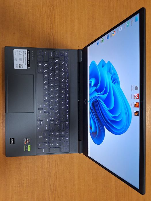 HP Victus 15-fb3093dx Ryzen 7 7445HS RTX 4050 6Gb DDR5 16Gb  SSD 512Gb