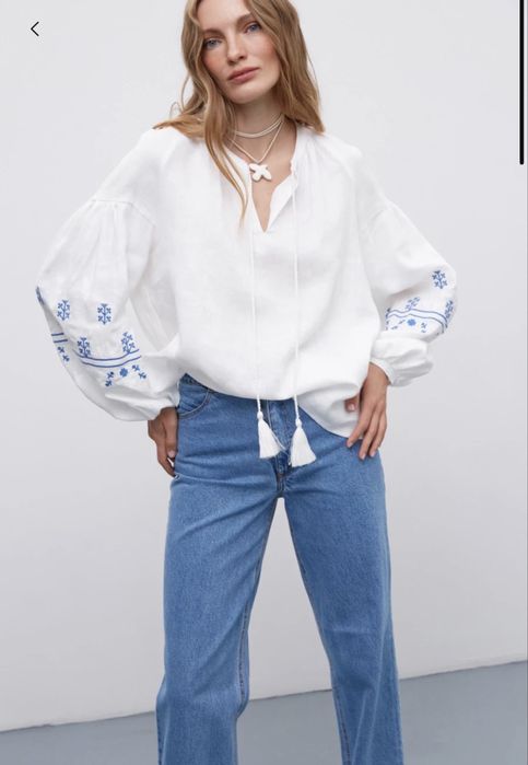 Вишиванка півники Must Have