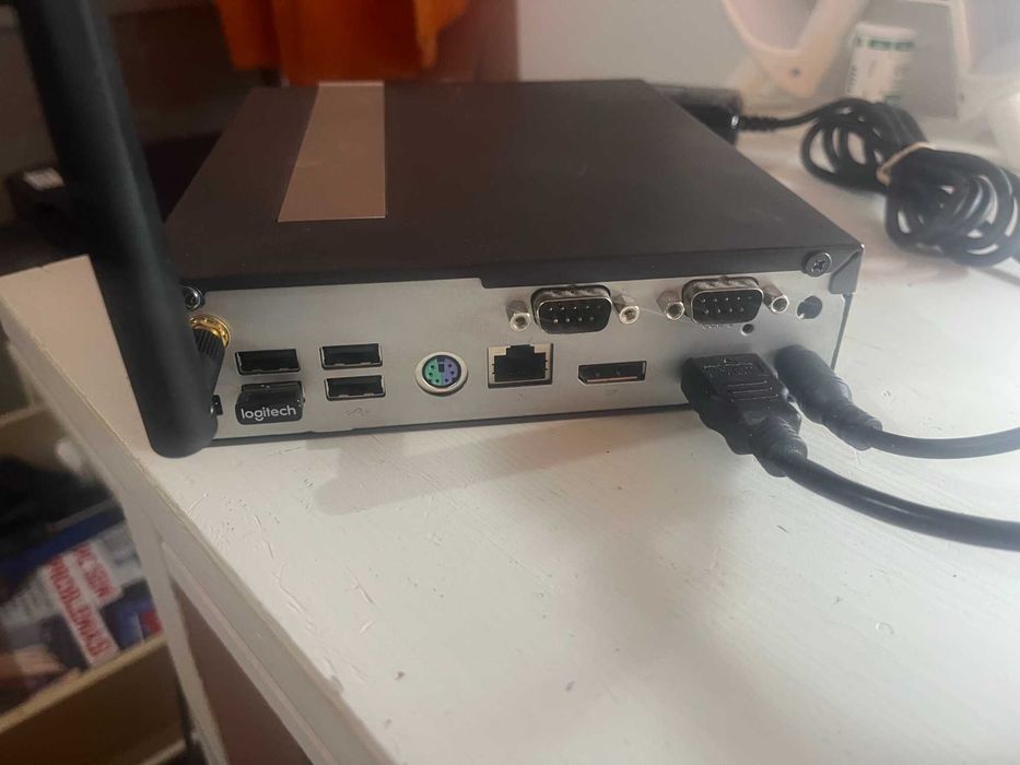 Computador Shuttle dx30