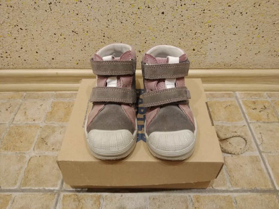 Продам ботинки для девочки BARTEK Польша.