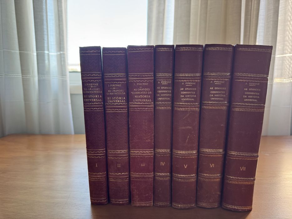 “As Grandes Correntes da História Universal" – Jacques Pirenne (7 Vols.)