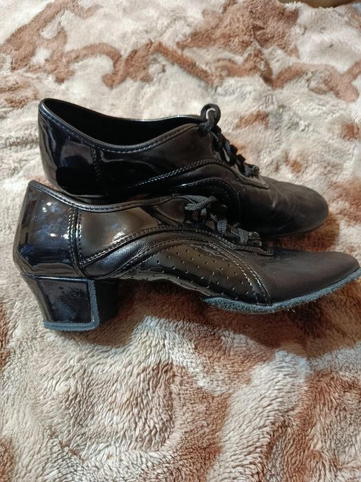 Туфлі для хлопця для бальних танців - латина.