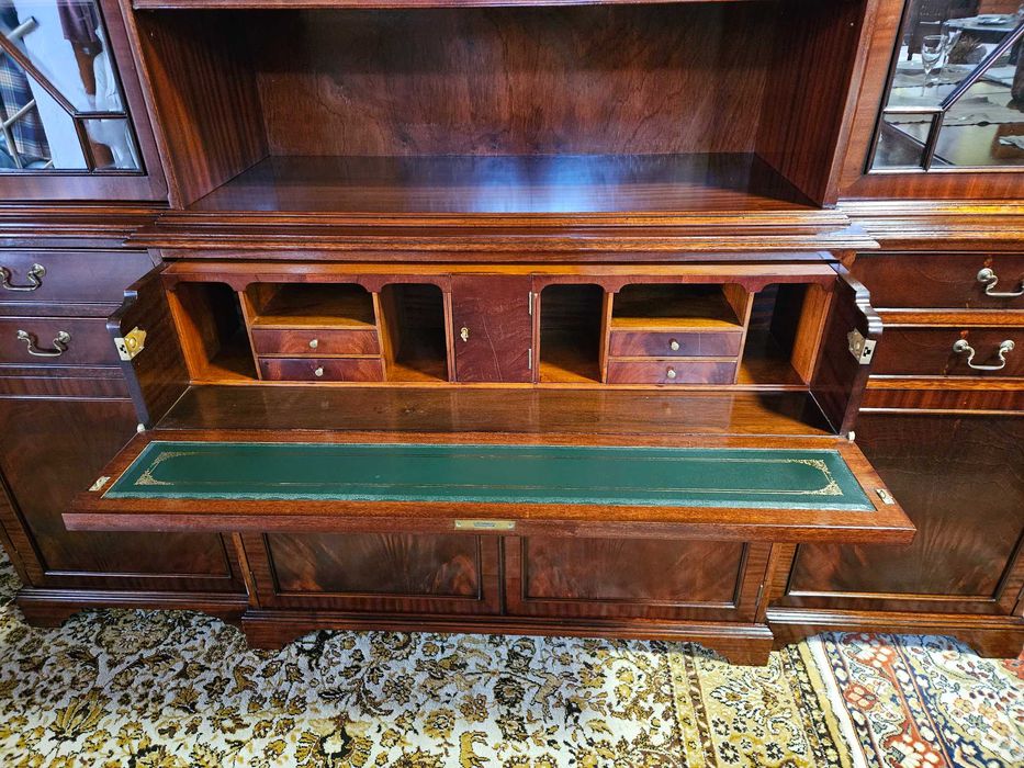 Excelente móvel de sala ou escritório - óptimo estado geral