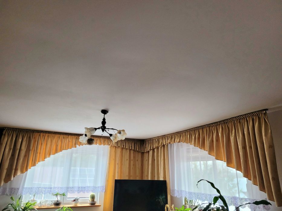 Sztory i labrekiny + karnisze sufitowe