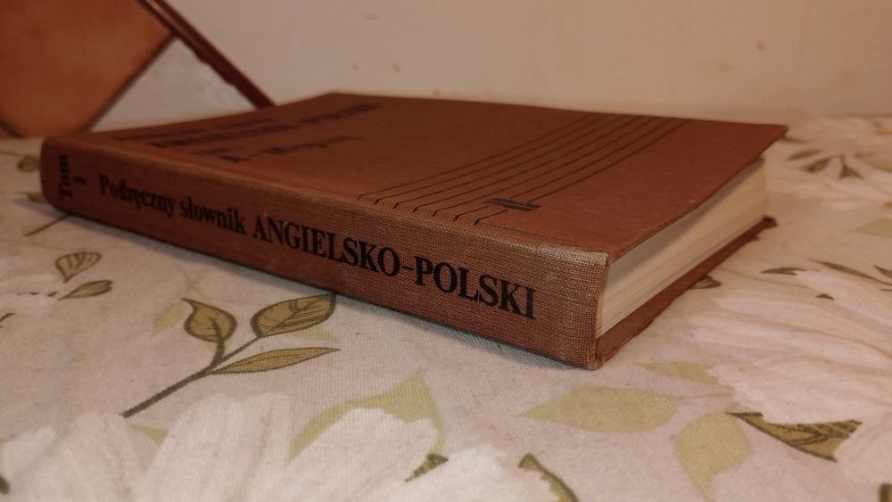 Podręczny słownik angielsko-polski. T.1