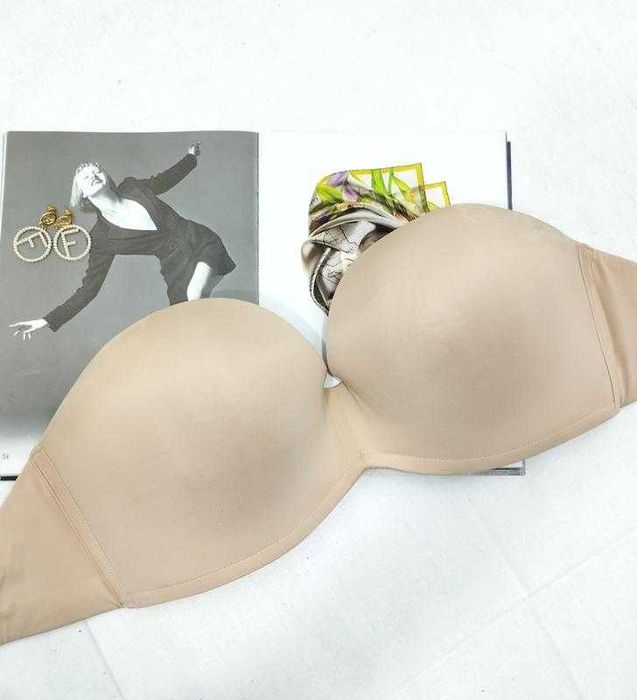 Ліф бюстгальтер без бретелей бежевий
Wonderbra