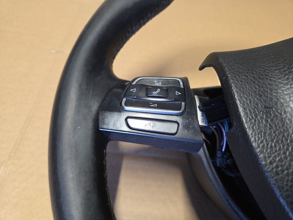 Kierownica trojramienna multifunkcja vw