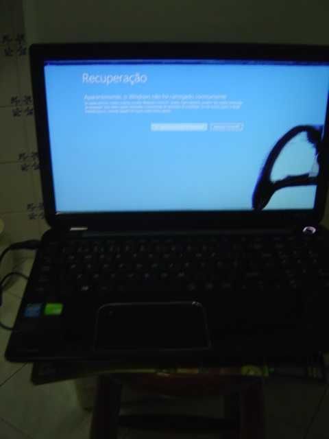 Toshiba L50-A-1CW para arranjo ou peças