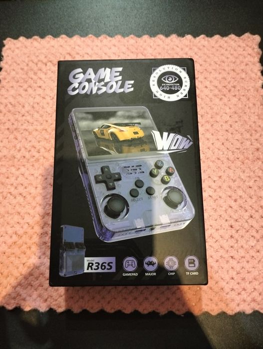 Consola retro R36S 128GB - preta