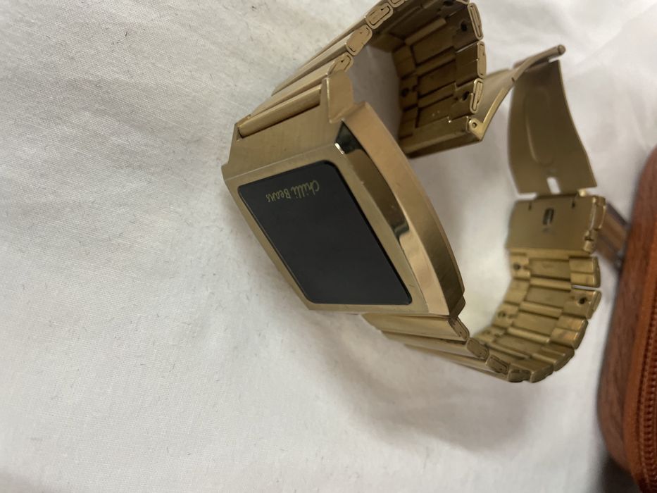 Relogio chilli beans dourado