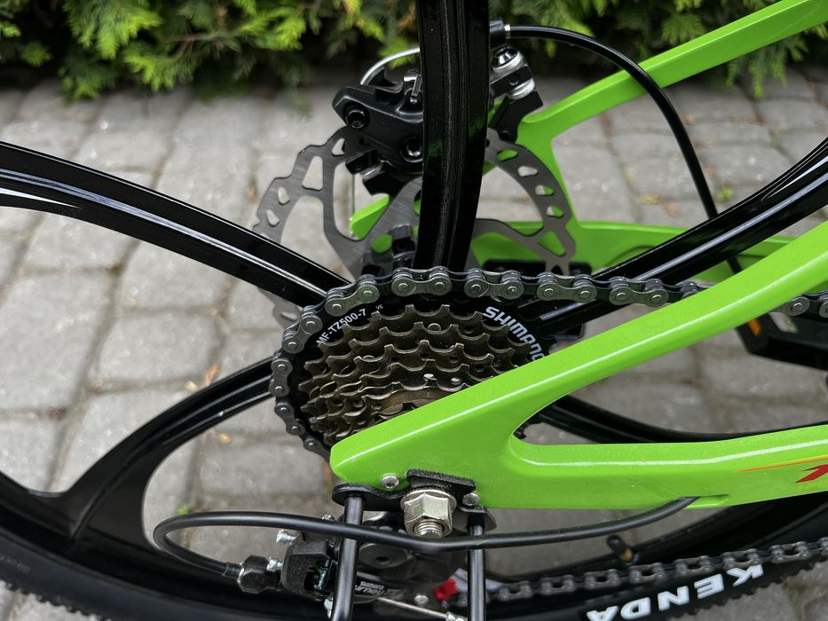 Велосипед Titan Magic 24” магнієва рама Shimano дискові гальма