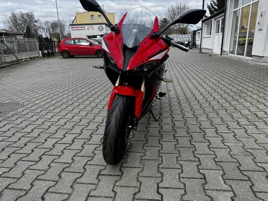 Qjmotor SRK 125 R model 2026