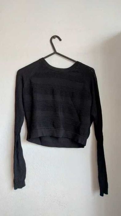 Czarna  krótka bluza prześwitująca paski River Island L 63%Wiskoza