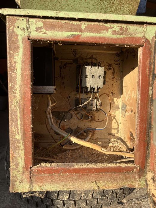 Геблувальний, стругальний станок