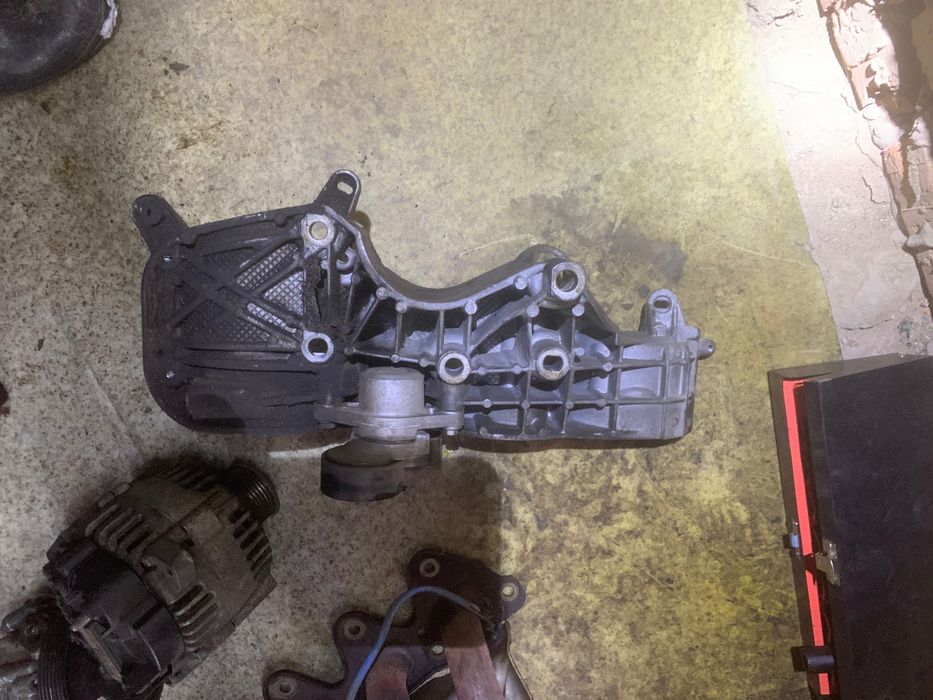 Двигун К4М навісне