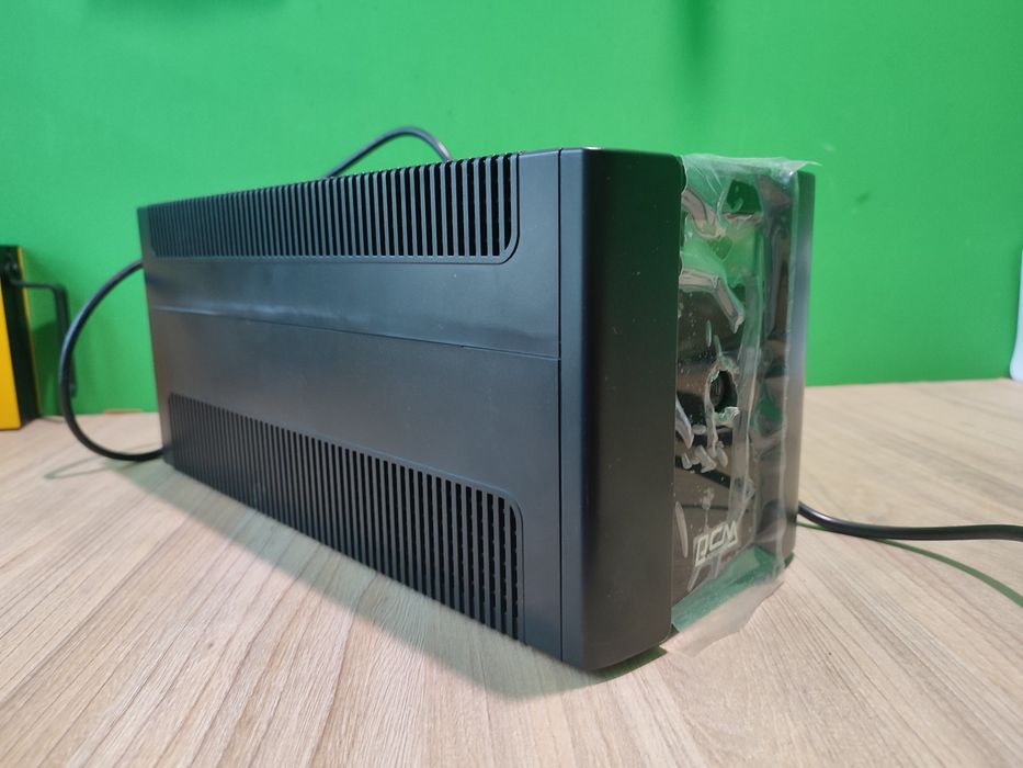Безперебійник, Джерело безперебійного живлення, Powercom Rpt-1500ap