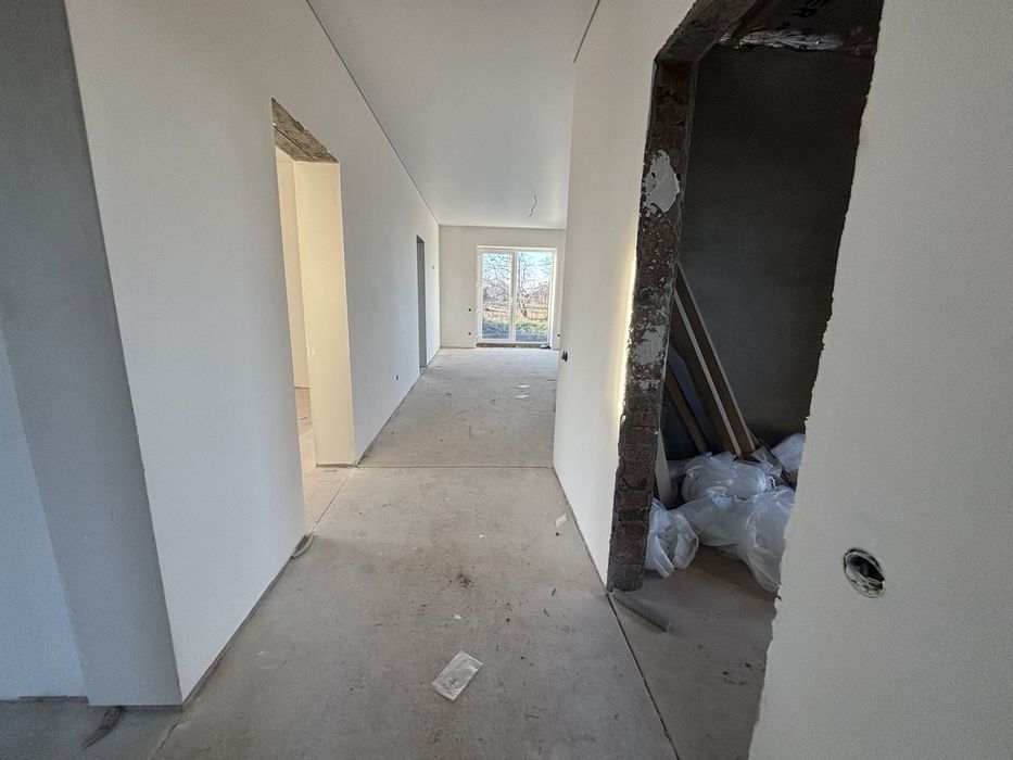 Будинок в топ локації за супер ціною