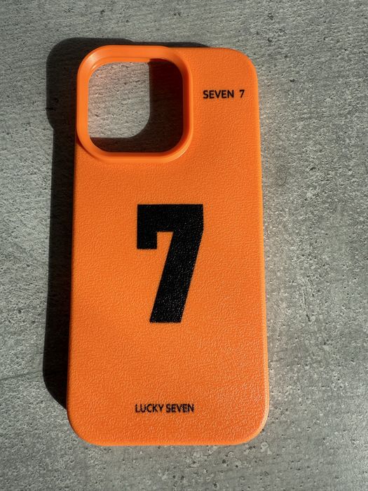 Чехол IPhone 16 PRO