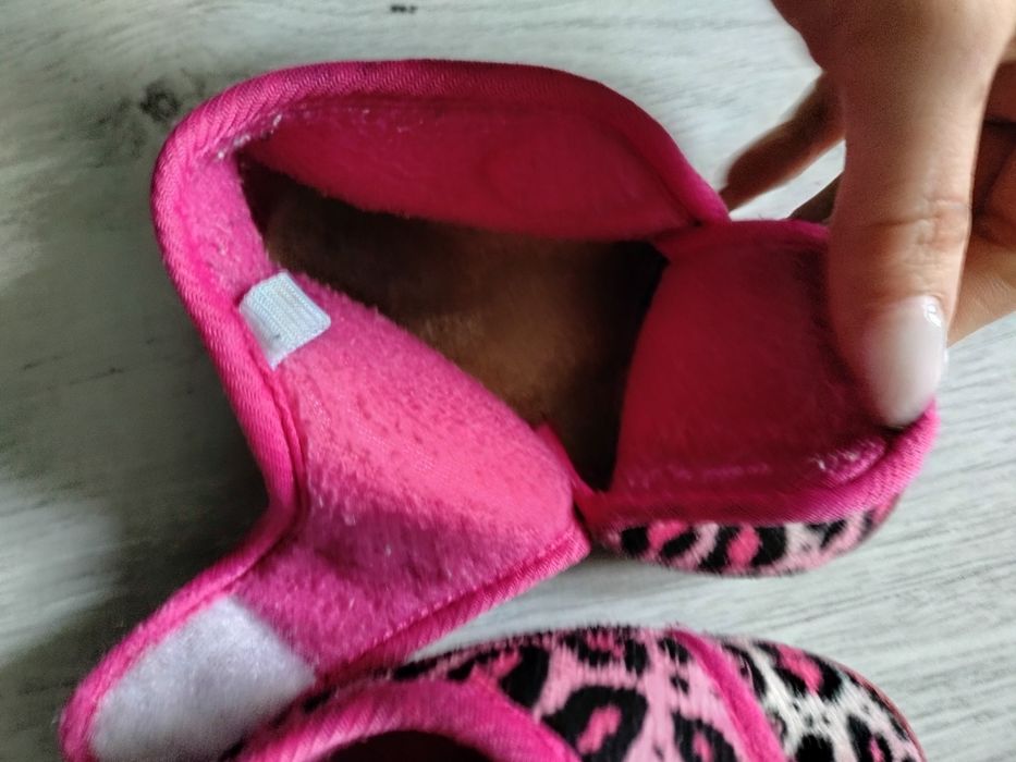 Kapcie dla dziewczynki