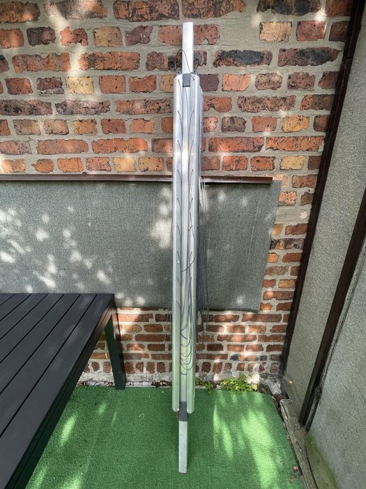 Parasol suszarka ogrodowa na pranie