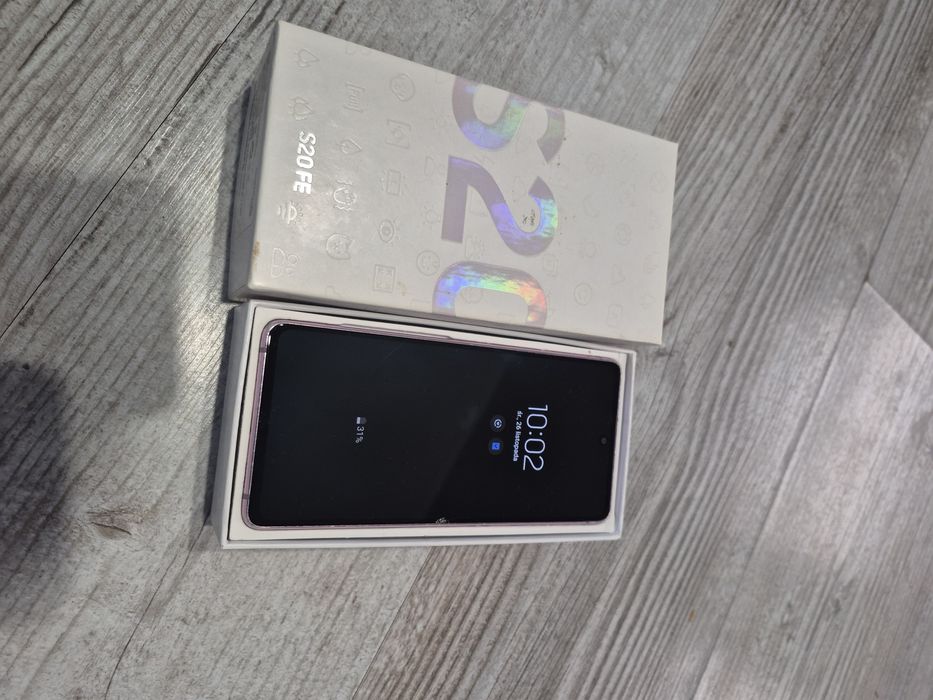 Sprzedam używany Samsung Galaxy S20 Fe