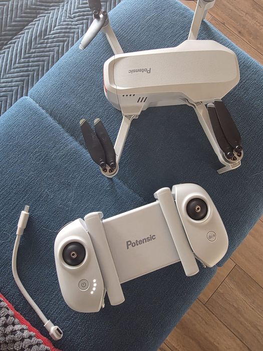 Dron Potensic Atom flying combo USZKODZONY