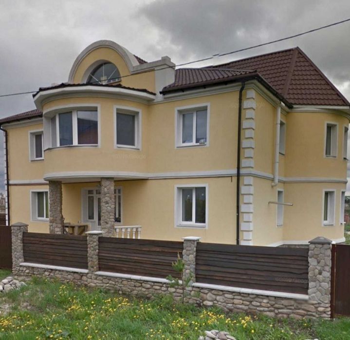 Без посредников. Продается просторный дом в Гатном – 300 м², 12 соток!