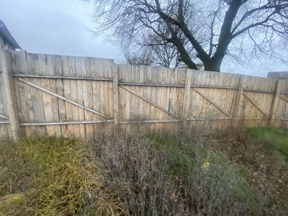 Земельна ділянка з комунікаціями