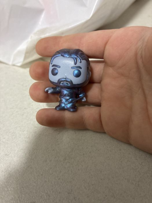 Продаю фігурки Дивні дива!