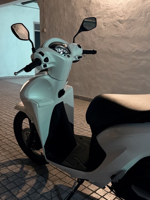 Honda 110 (Como nova)
