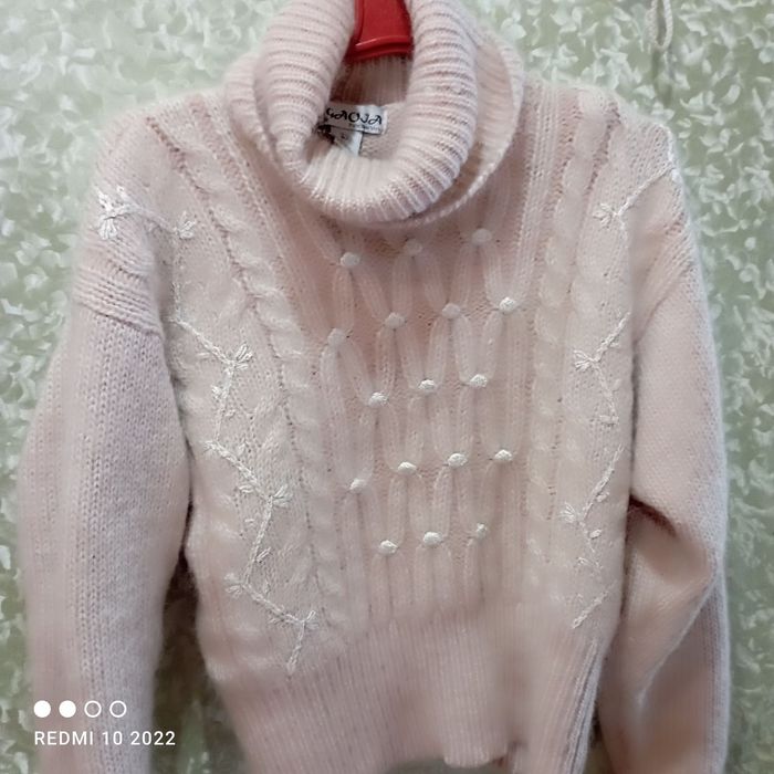 Женские свитера б/у