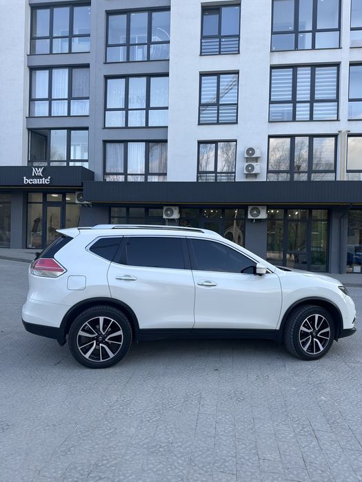 Nissan X Trail 2015