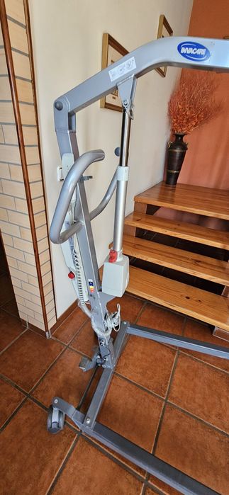 Grua de transferência Invacare