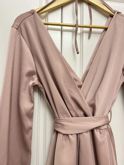 Сукня вечерня ніжного кольору