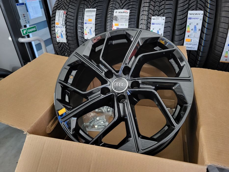 Alufelgi 18" 5x112 ET40 Audi A4 B9 B8 A6 C8 C7 A5 Q3 AVUS ITALY!