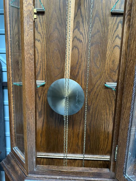 Zegar numer 8. Stojący kwadransowy. Transport cały kraj.