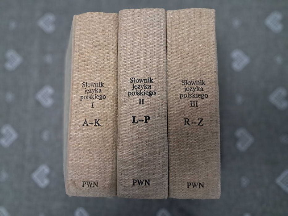 Słownik Języka Polskiego - 3 tomy - twarda oprawa - PWN - 3290 stron