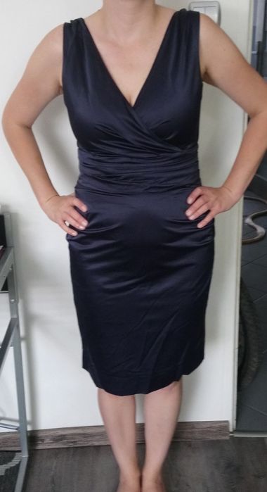 Elegancka / satynowa sukienka wieczorowa nr 38 granatowa