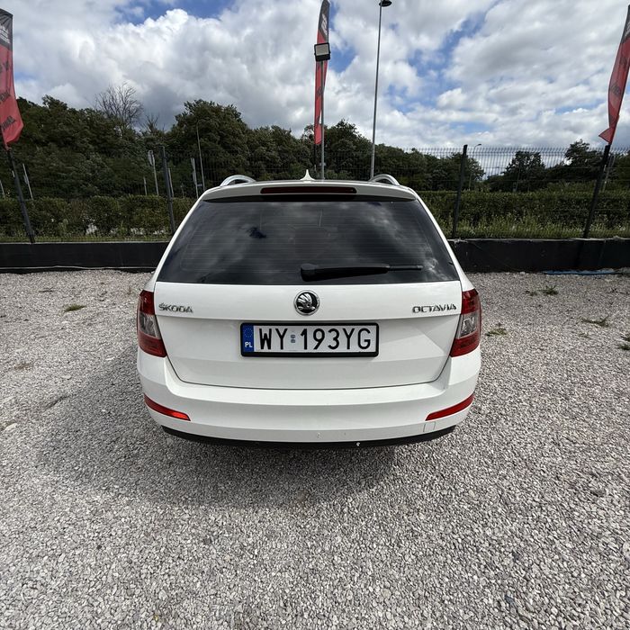 Na Sprzedaz SKODA OCTAVIA/Automat/Klima/Zadbana/Felgi19/Gwarancja/Raty
