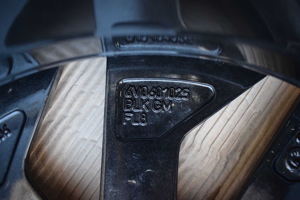 ORYGINALNA Felga Skoda Fabia 3 6V0x601x025N 16 5x100 ET46